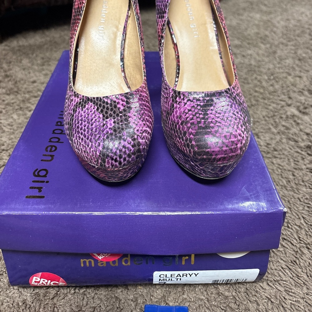 Madden girl, purple snake platform  heels
